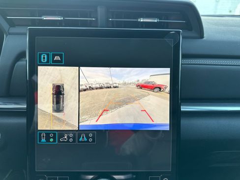 New 2026 GMC Terrain Elevation w/ Elevation Premium Package image 19