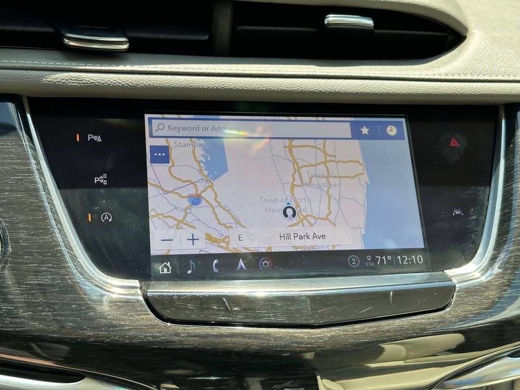 Used 2020 Cadillac XT6 Premium Luxury AWD/4WD image 9