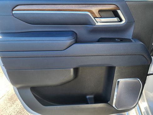 Used 2024 Chevrolet Silverado 3500 High Country w/ High Country Premium Package image 18