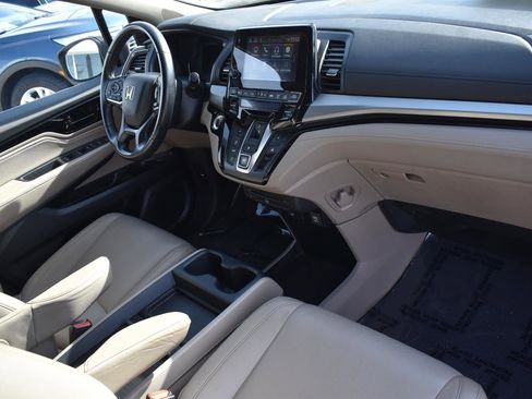 Used 2023 Honda Odyssey Touring image 14