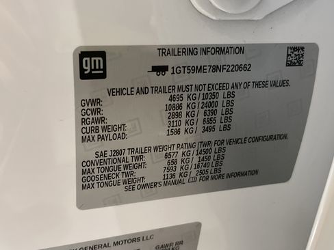 Used 2022 GMC Sierra 2500 SLE w/ SLE Convenience Package image 27