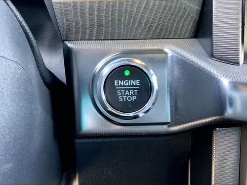 Used 2021 Ford F150 Platinum w/ Equipment Group 701A High image 32