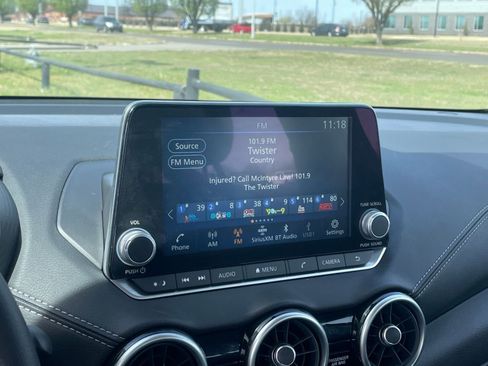 Used 2025 Nissan Sentra SV image 20