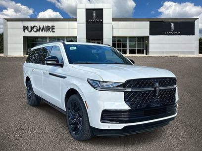 New 2025 Lincoln Navigator L Reserve w/ Jet Appearance Package