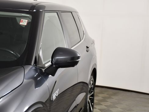Used 2025 Mitsubishi Outlander SE AWD/4WD image 13