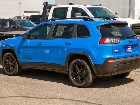 Used 2023 Jeep Cherokee Altitude Lux AWD/4WD image 7