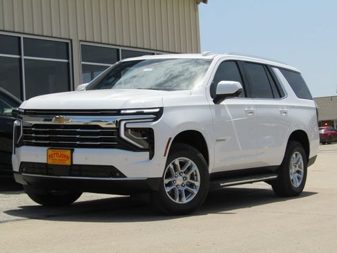 New 2026 Chevrolet Tahoe LT w/ Comfort Package AWD/4WD image 12