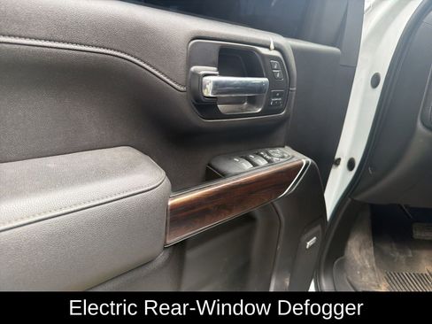 Used 2022 GMC Sierra 3500 SLT w/ SLT Premium Package image 14