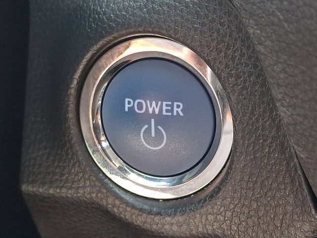 Certified 2022 Toyota RAV4 XLE w/ Convenience Package AWD/4WD image 25