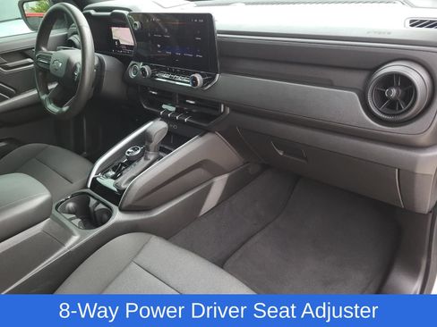 Used 2024 Chevrolet Colorado Trail Boss w/ Technology Package AWD/4WD image 11