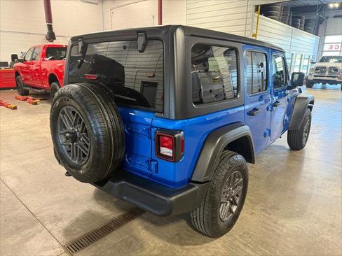 Certified 2025 Jeep Wrangler Unlimited Sport AWD/4WD image 23