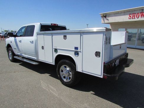 Used 2022 RAM 3500 Big Horn image 12