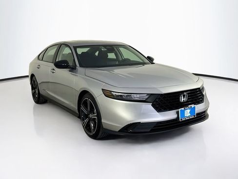 Used 2026 Honda Accord SE image 42