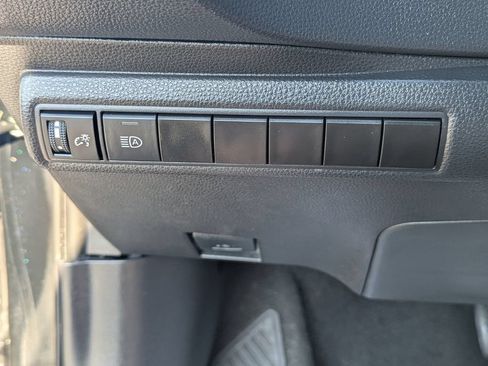Used 2024 Toyota Corolla LE FWD image 12
