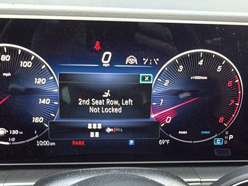 Certified 2025 Mercedes-Benz GLS 450 4MATIC image 32