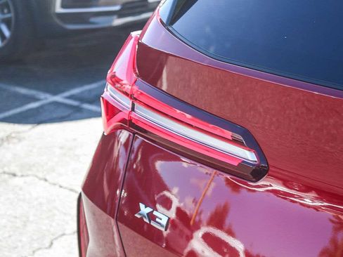 Used 2025 BMW X3 M50 image 7