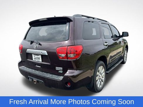 Used 2012 Toyota Sequoia Limited AWD/4WD image 4