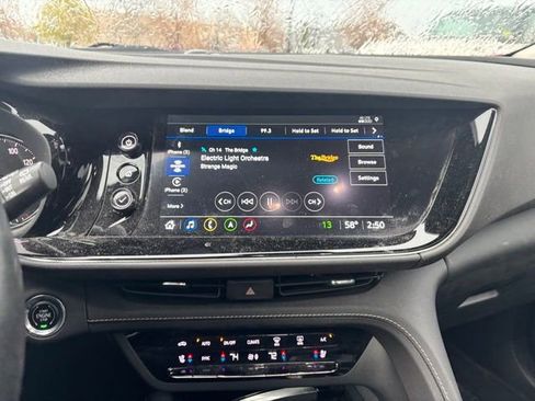 Used 2023 Buick Envision Avenir AWD/4WD image 10