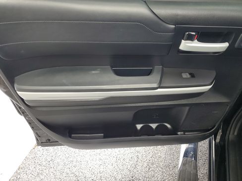 Used 2019 Toyota Tundra Limited w/ Limited Premium Package RWD image 17