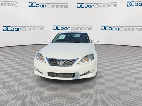 Used 2013 Lexus IS 250C image 4