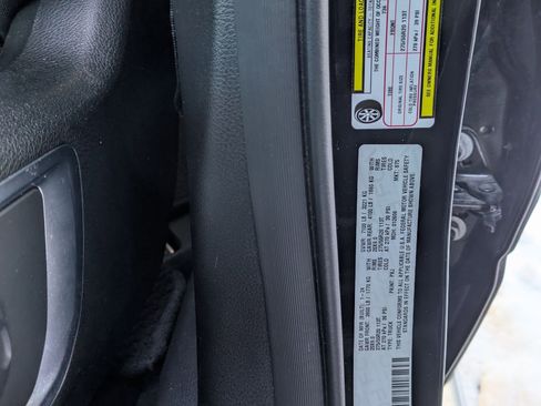 Used 2024 RAM 1500 Laramie image 23