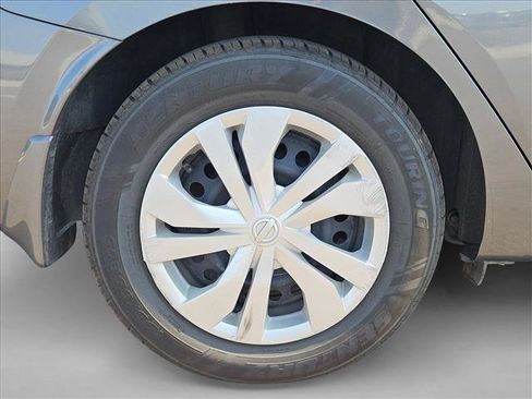 Used 2024 Nissan Versa S w/ Trunk Package FWD image 4