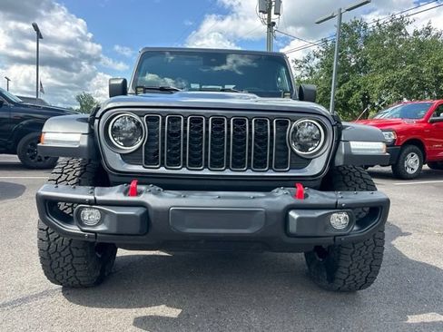 Used 2024 Jeep Gladiator Rubicon w/ Steel Bumper Group AWD/4WD image 21