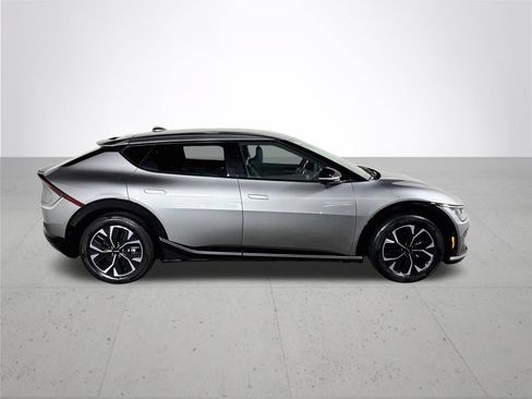 Certified 2024 Kia EV6 Wind w/ Wind Technology Package AWD/4WD image 6