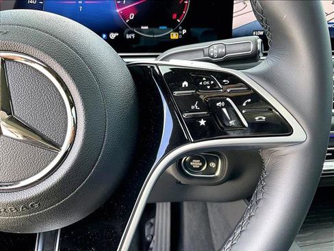New 2026 Mercedes-Benz GLE 580 4MATIC image 21
