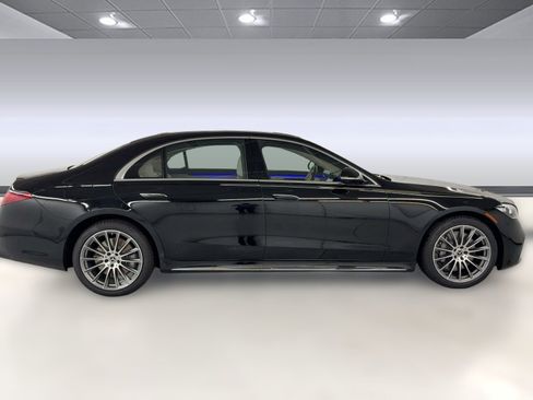 New 2026 Mercedes-Benz S 580e 4MATIC Sedan image 8