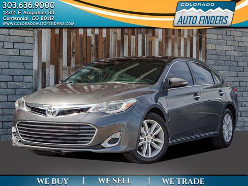 Used 2013 Toyota Avalon XLE Premium FWD image 1