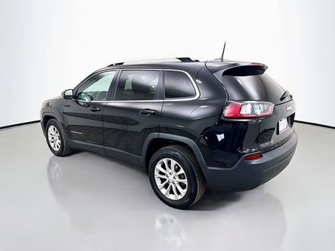 Used 2019 Jeep Cherokee Latitude w/ Popular Appearance Group image 5