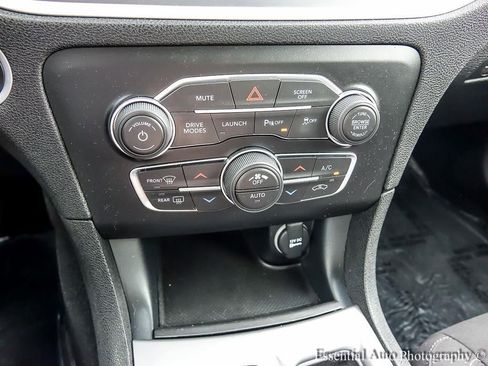 Used 2022 Dodge Charger Scat Pack RWD image 17
