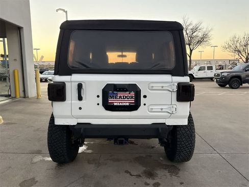 Used 2019 Jeep Wrangler Unlimited Sport S image 5