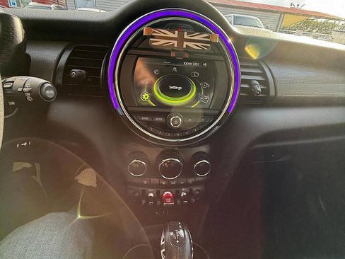 Used 2016 MINI Cooper 2-Door Hardtop image 34