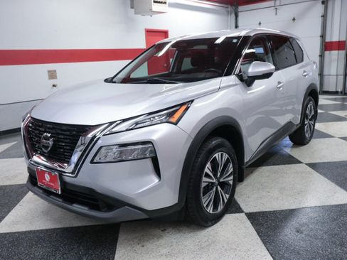 Used 2021 Nissan Rogue SV FWD image 5