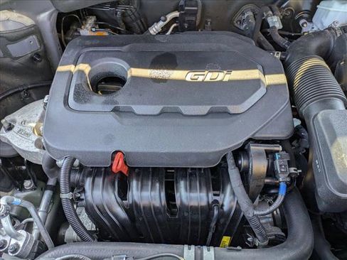 Used 2019 Hyundai Santa Fe Limited image 22