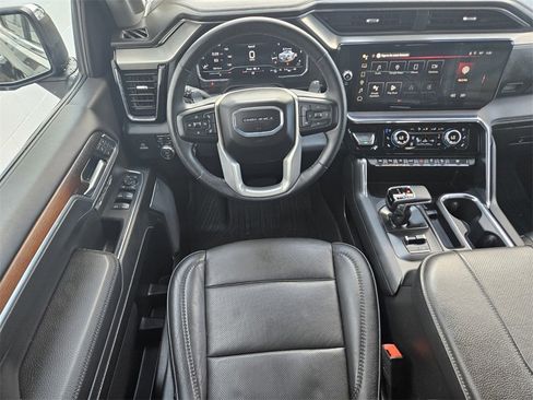 Used 2024 GMC Sierra 1500 Denali w/ Denali Reserve Package image 13