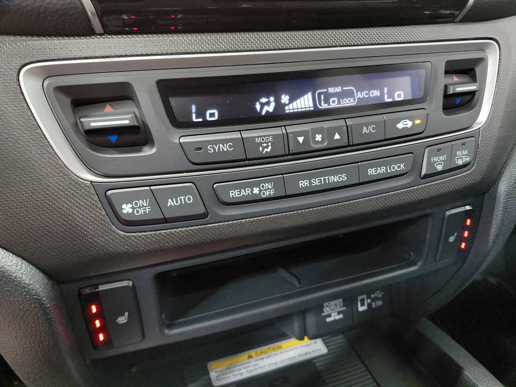 Used 2022 Honda Pilot TrailSport image 38