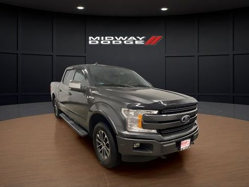 Used 2018 Ford F150 Lariat w/ Equipment Group 501A Mid image 4