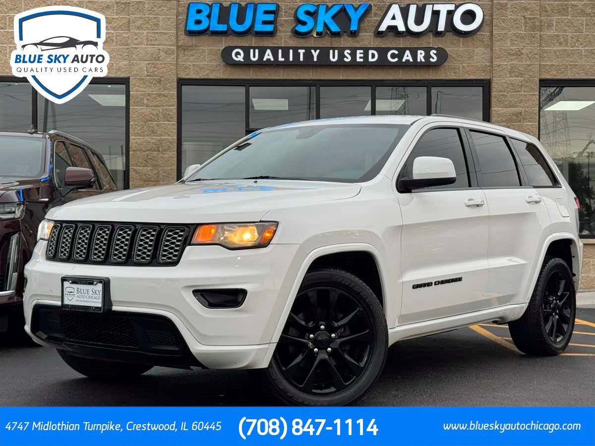 Used 2017 Jeep Grand Cherokee Altitude AWD/4WD image 1
