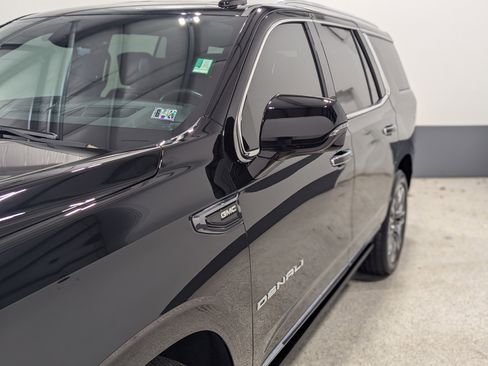 Used 2023 GMC Yukon Denali Ultimate AWD/4WD image 7