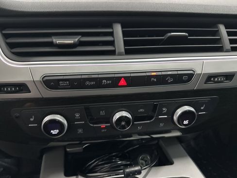 Used 2018 Audi Q7 2.0T Premium Plus w/ Premium Plus Package image 18