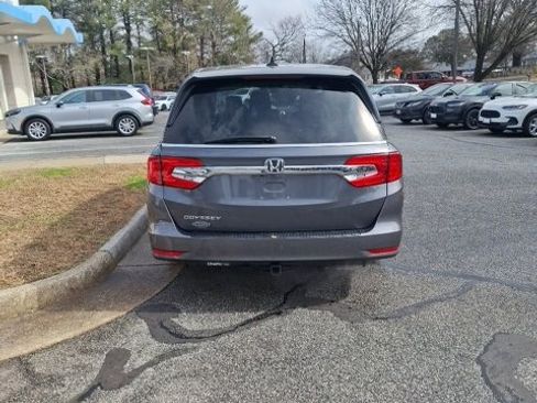 Used 2018 Honda Odyssey EX-L image 5