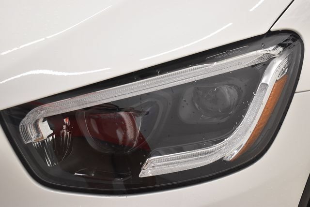Used 2022 Mercedes-Benz GLC 300 4MATIC image 15