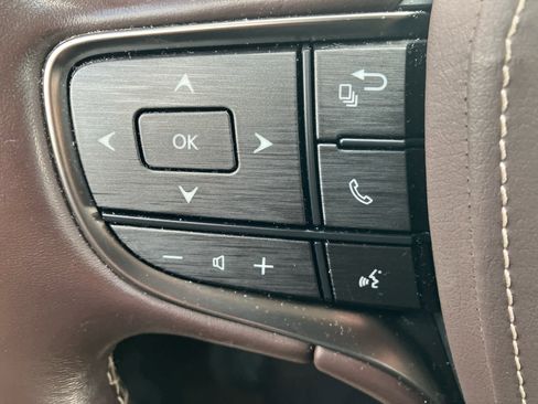 Used 2020 Lexus LS 500 w/ Interior Upgrade Package image 17