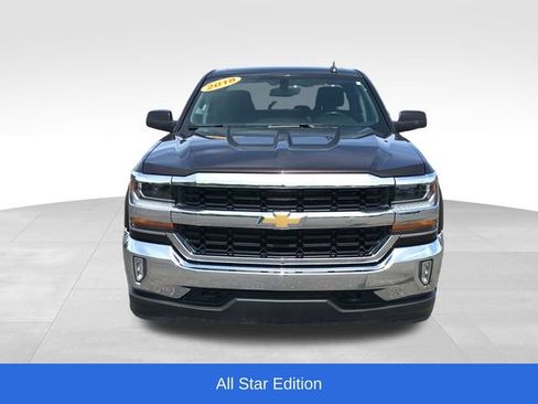 Used 2018 Chevrolet Silverado 1500 LT w/ All Star Edition AWD/4WD image 2