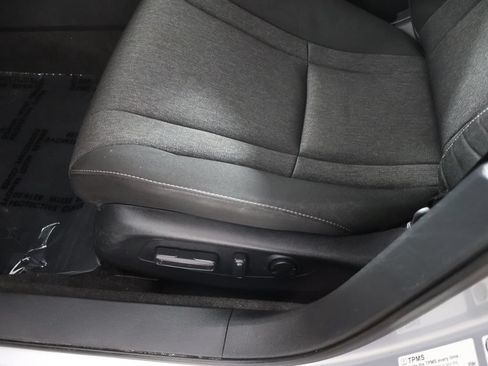 Used 2024 Honda Accord EX image 31