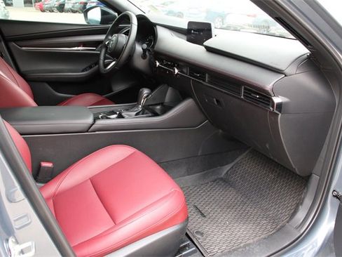 Used 2025 MAZDA MAZDA3 Carbon image 27