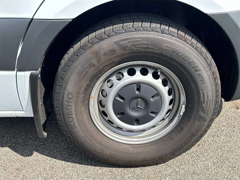 New 2025 Mercedes-Benz Sprinter 2500 image 13